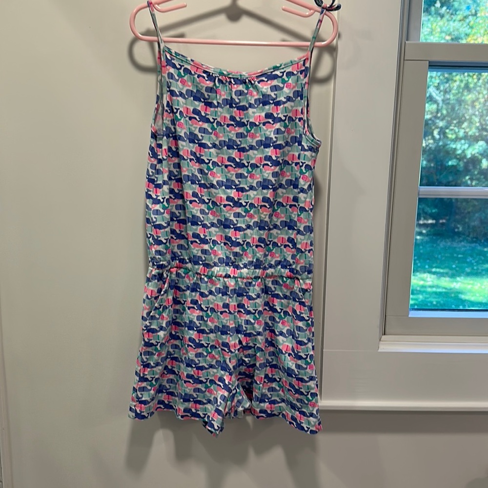 Vineyard vines one piece shorts